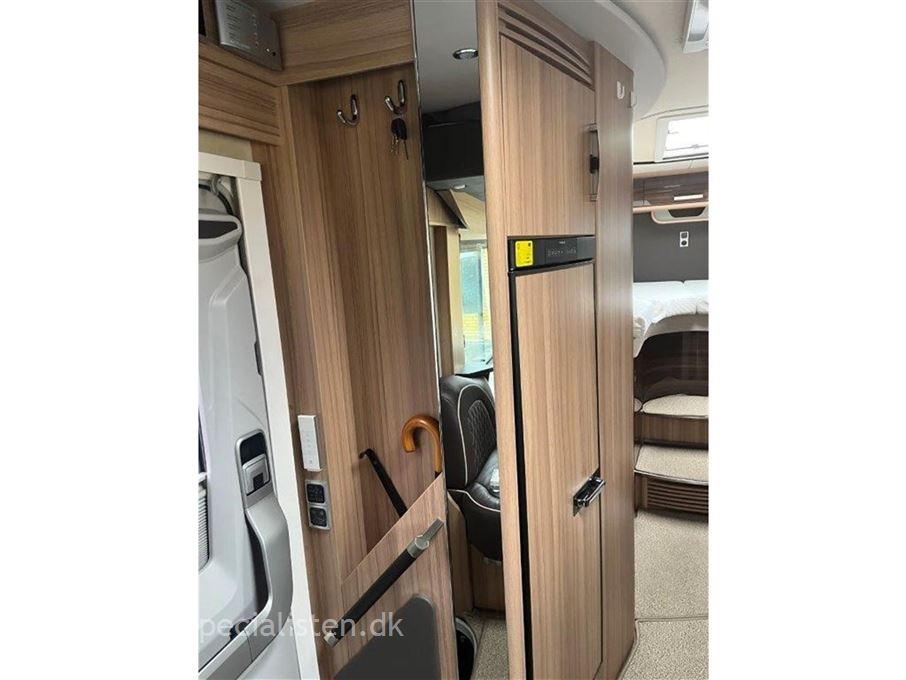 Knaus Sun I 700 LEG